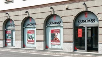 Compass Napoli